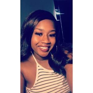 Meet your Posher, Kelli